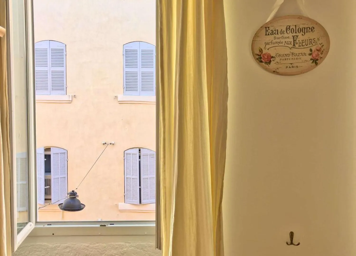 Lägenhet Vieux-Port : Appartement Cozy, Calme Et Pratique Marseille Frankrike